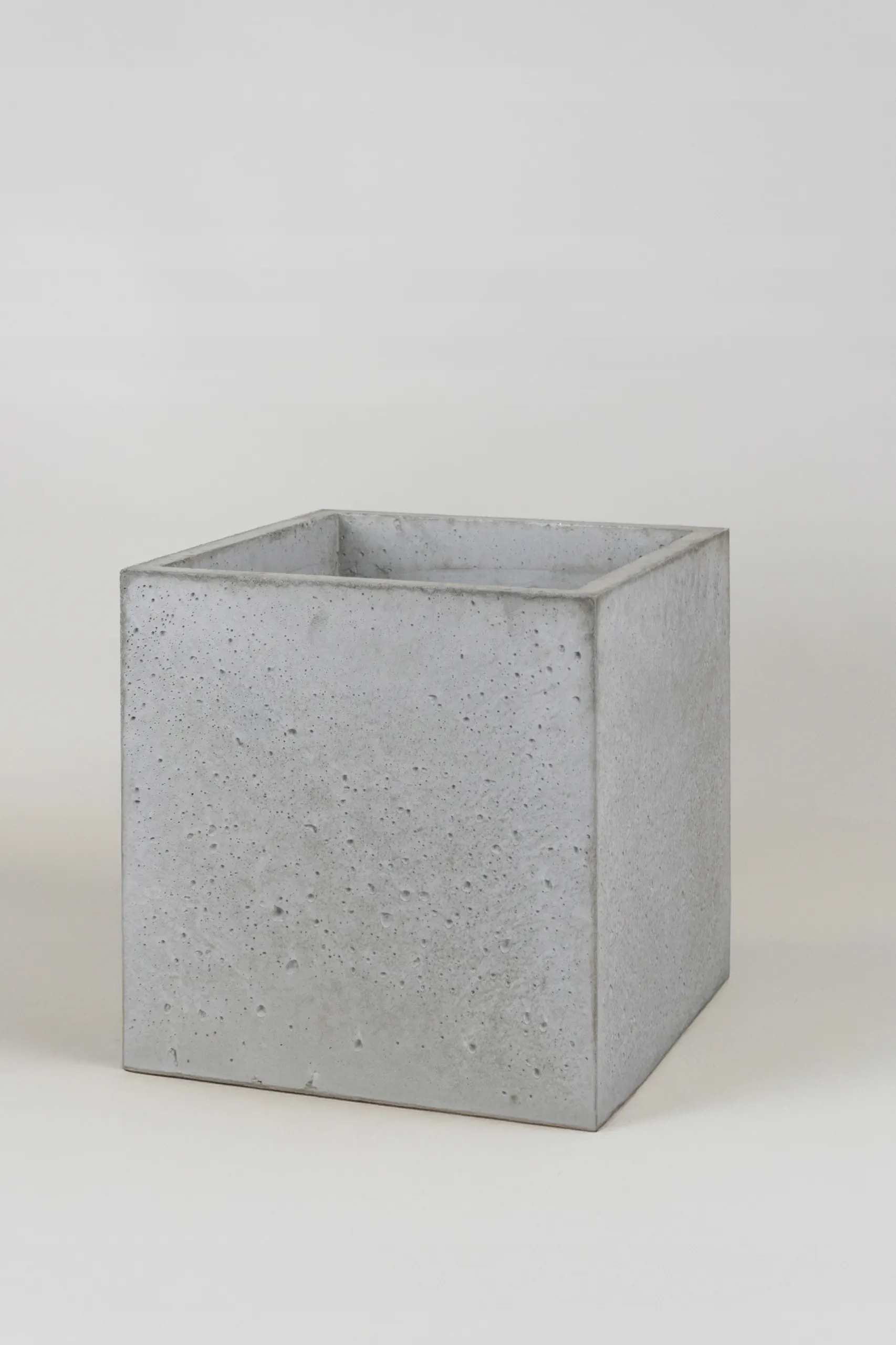 DONICZKA zewnętrzna betonowa SEVRAN szara - LD_TZ000545