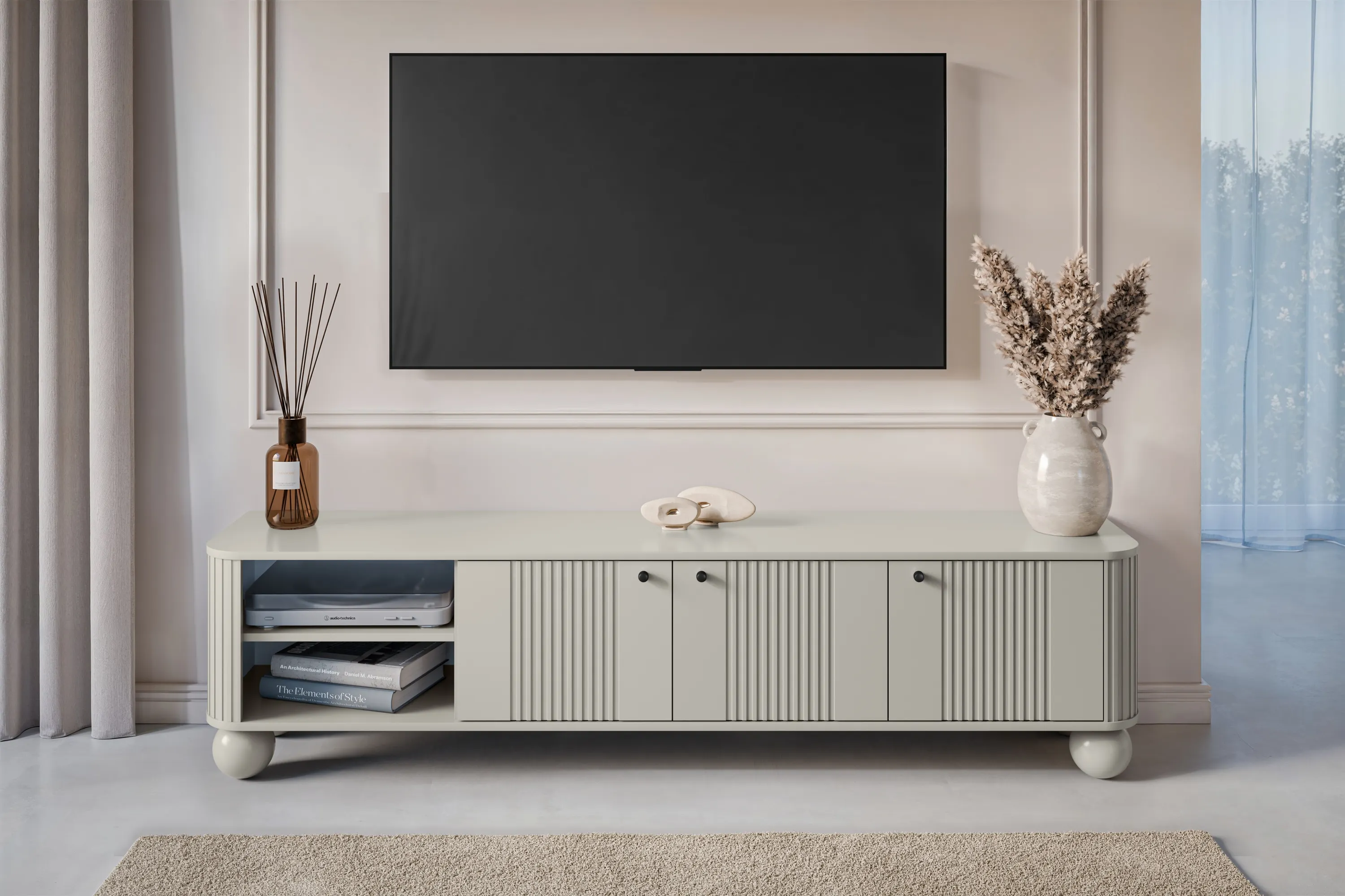 Szafka RTV 3-drzwiowa VESPER RTV 187 ryflowany front cashmere czarne uchwyty nogi kule - B_163659