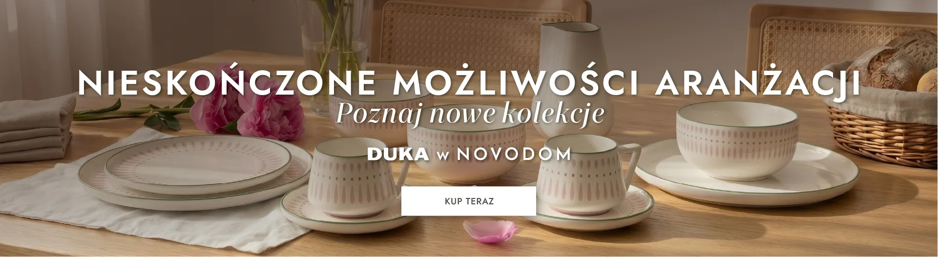 ceramiczne naczynia, filiżanki, talerze, zestaw zastawy, różowy wzór