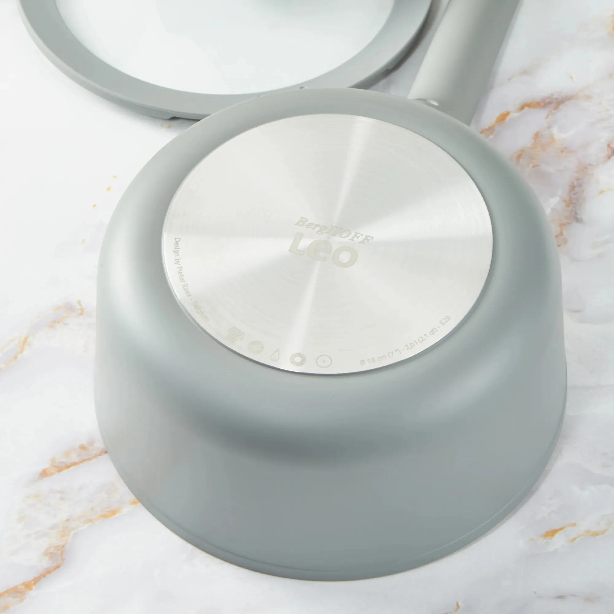 talerz, patelnia, naczynie, ceramika, szary