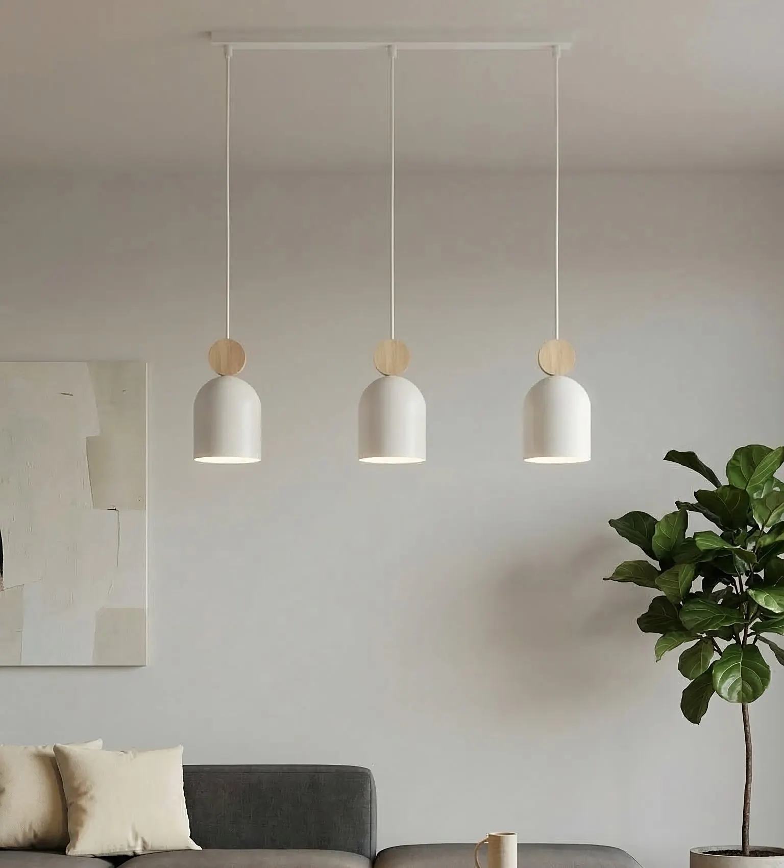 image lampa wisząca, trzy lampy, kinkiet sufitowy, metalowy klosz, drewniane elementy