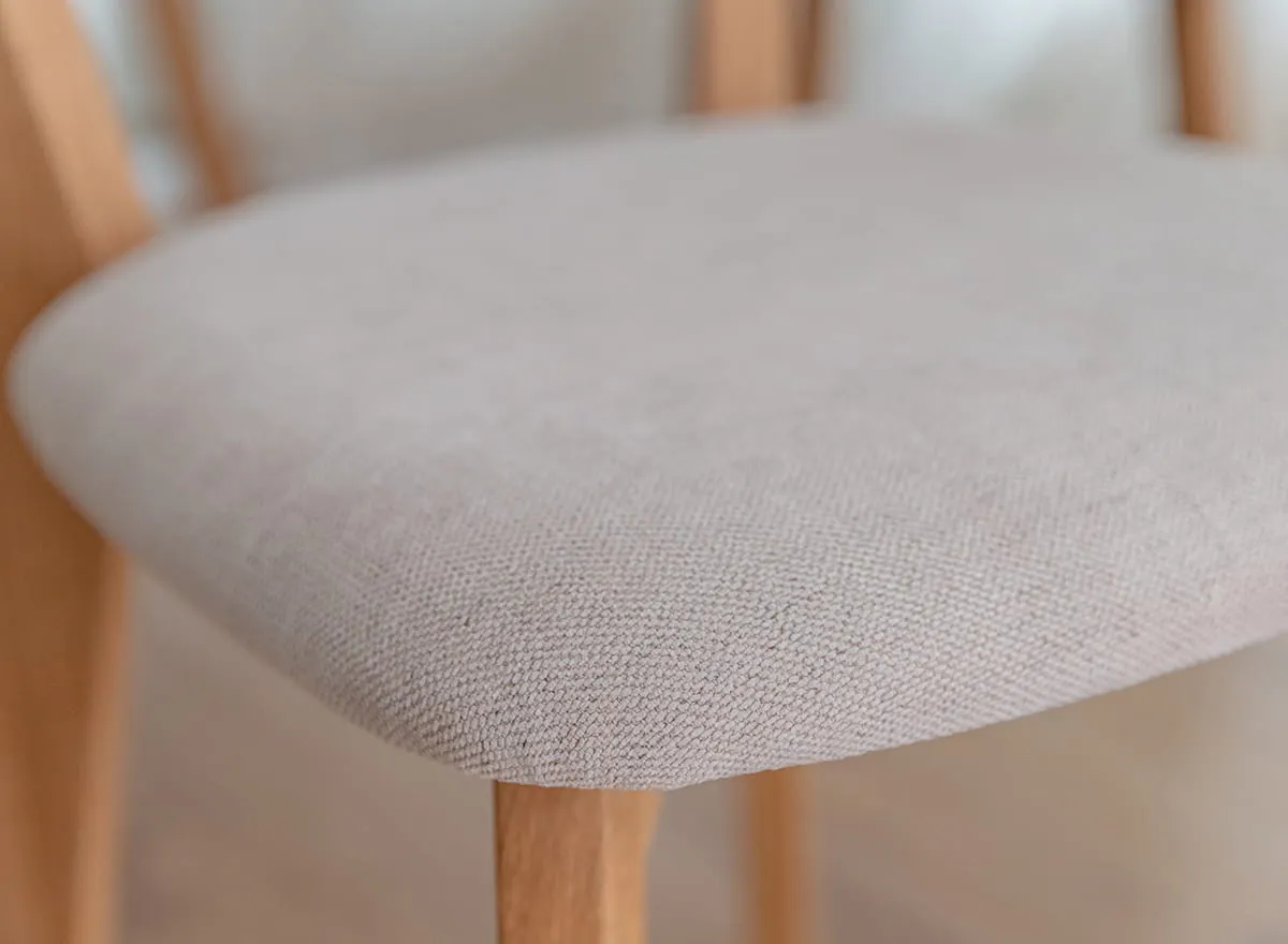 Krzesło dębowe LEON M11 z beżowym siedziskiem - dąb olejowany - KULKLM11