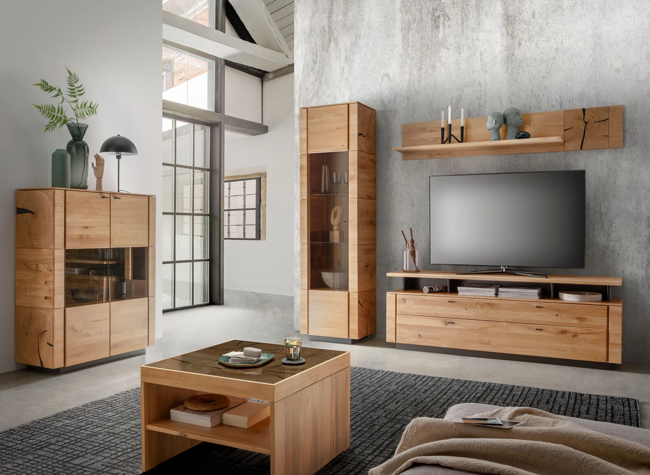 Stolik kawowy dębowy PRESENT 66x66 z półką - GK_103623140202