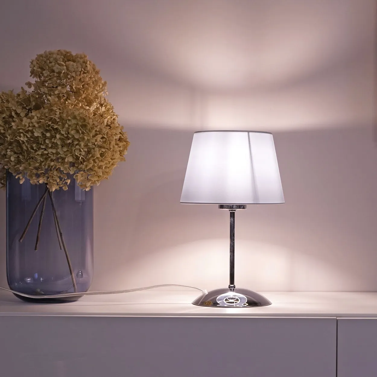 Lampka nocna GLORY chromowana z białym abażurem 33x20cm - TK_5495