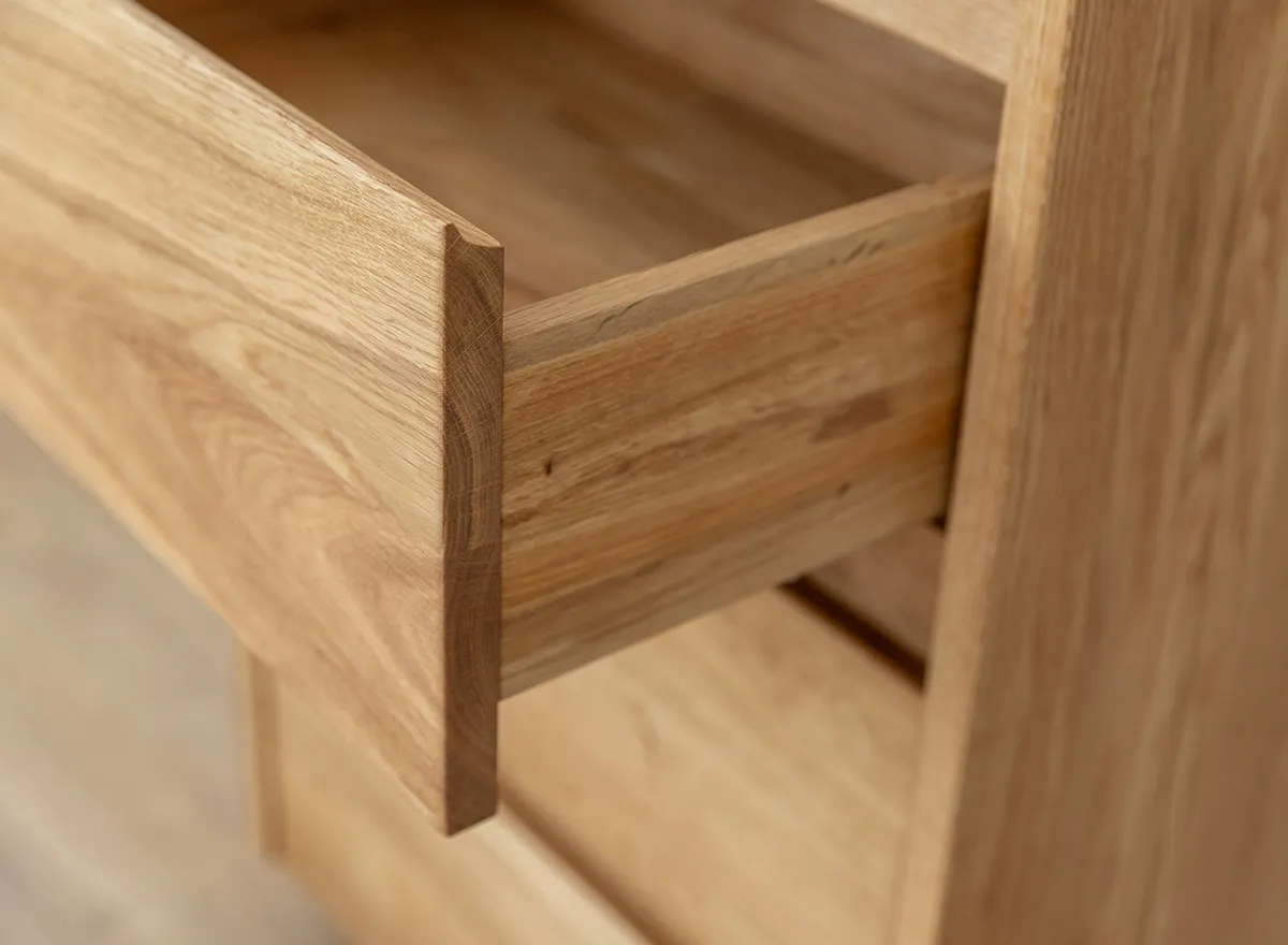 Komoda dębowa z 4 szufladami TOSSA Dębowy Sen dąb olejowany - ZIKOM2_4