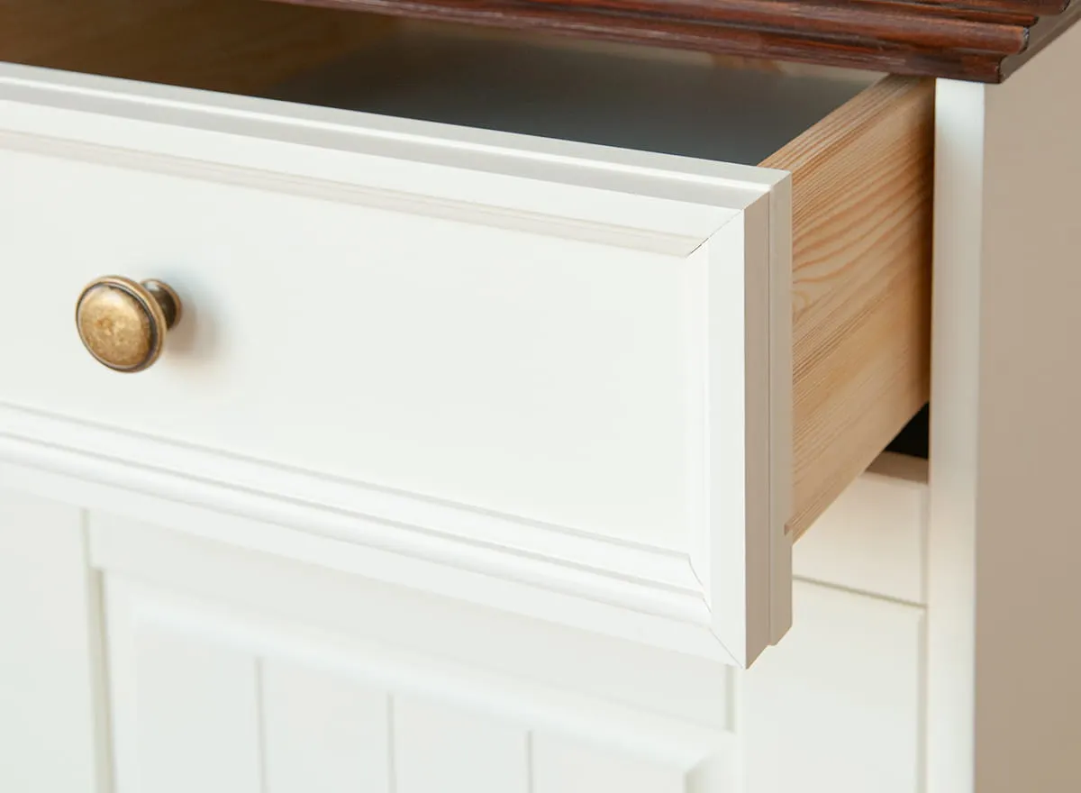 Biurko sosnowe z szafką i szufladą BELLUNO ELEGANTE biały orzech - PL031B/O