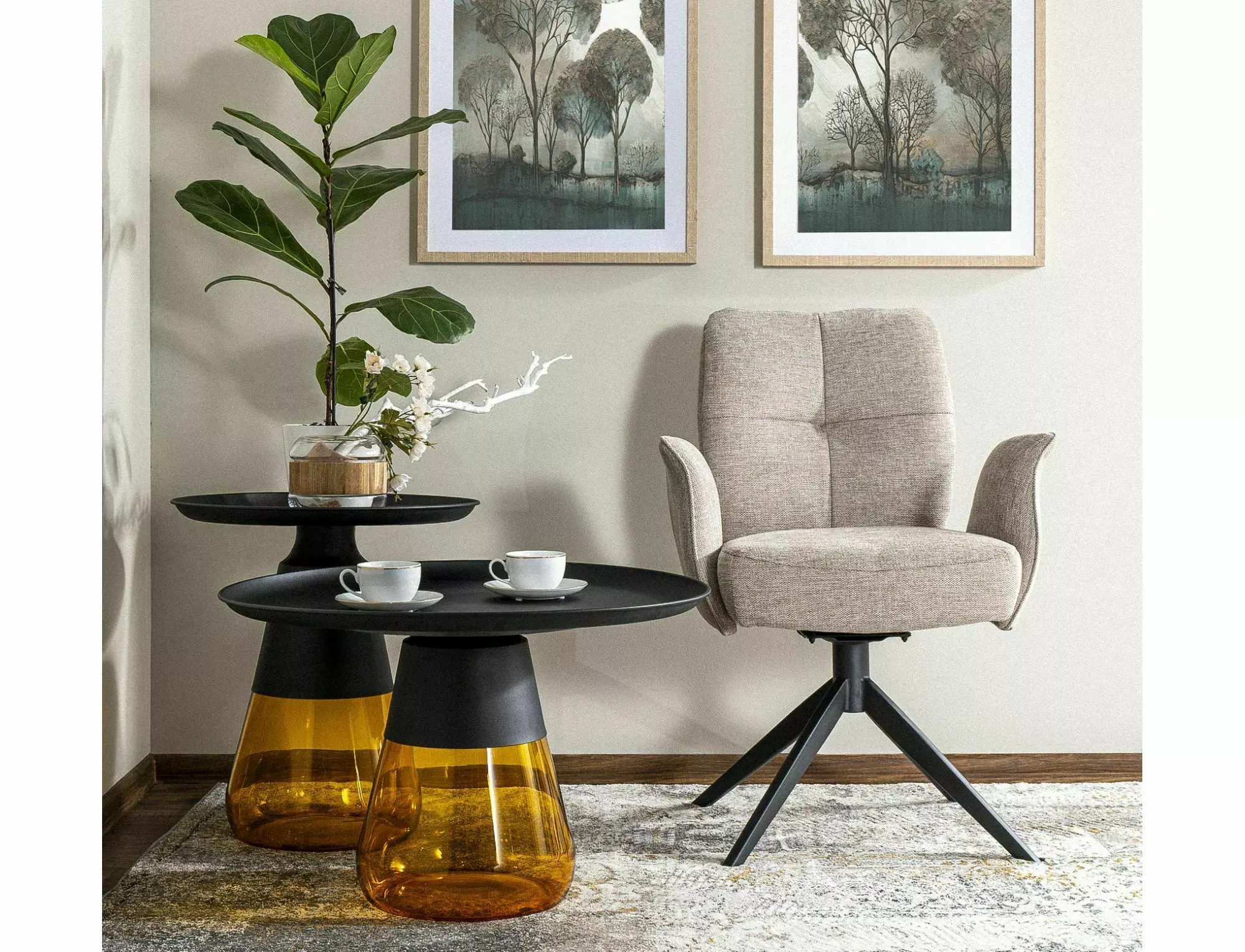 Krzesło obrotowe z podłokietnikami WING Brego 31 jasny beż czarny stelaż Signal - WINGBRCJBE