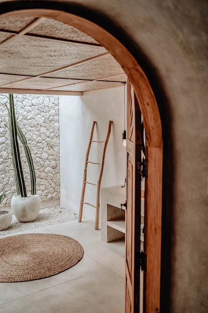 DYWAN MICKA M Okrągły Naturalny - MRC001M