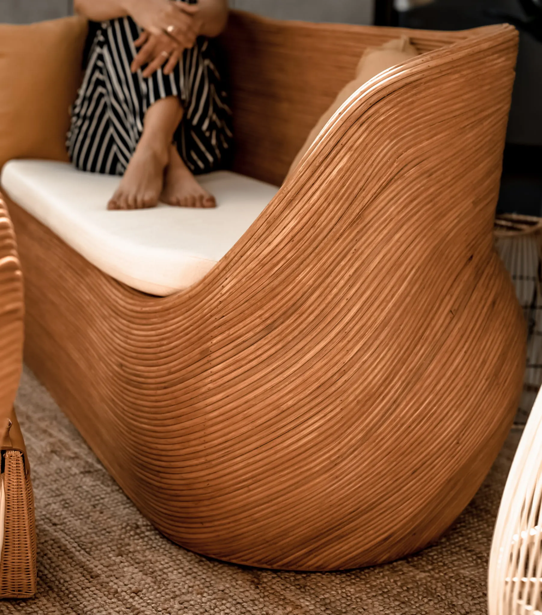 ZESTAW RATTANOWY TEGAL 4 JASNY OKRĄGŁY ( 2 Fotele, Sofa, Stolik ) - MMRZT1JOK