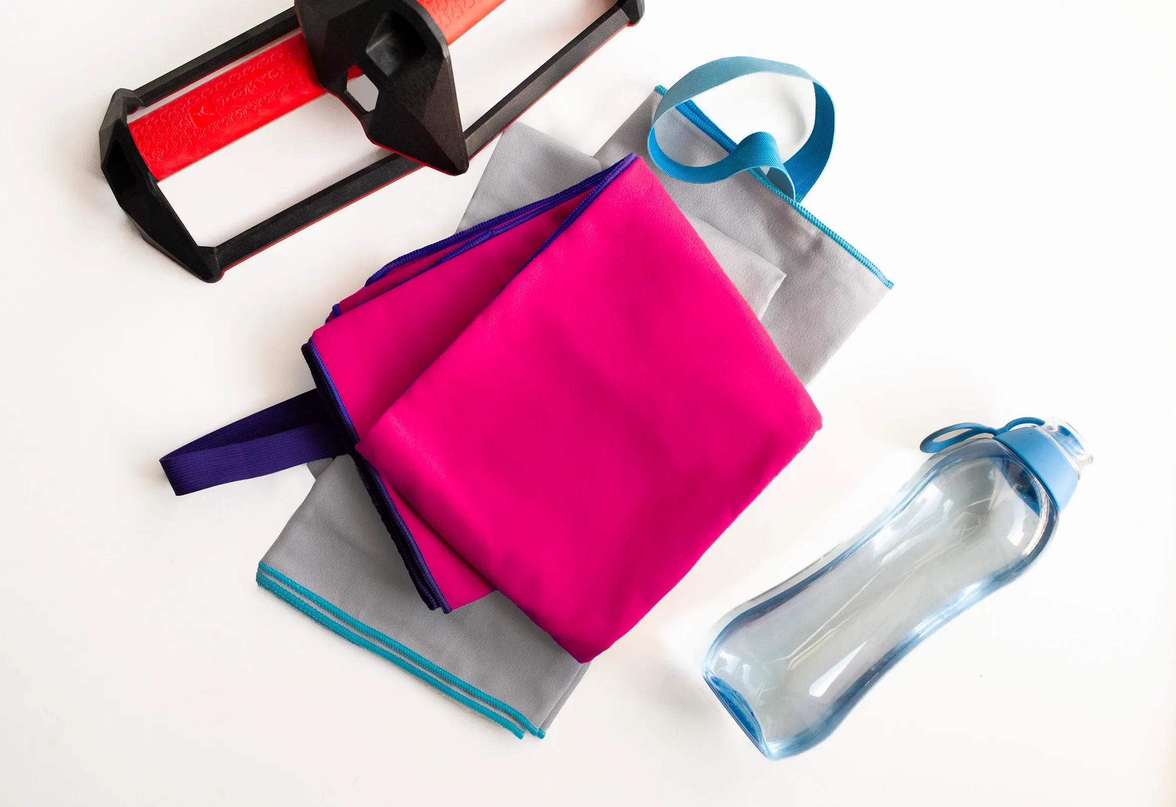 Ręcznik szybkoschnący FITNESS 80X130 z gumką różowy obszycie jasny róż - FARO_30449