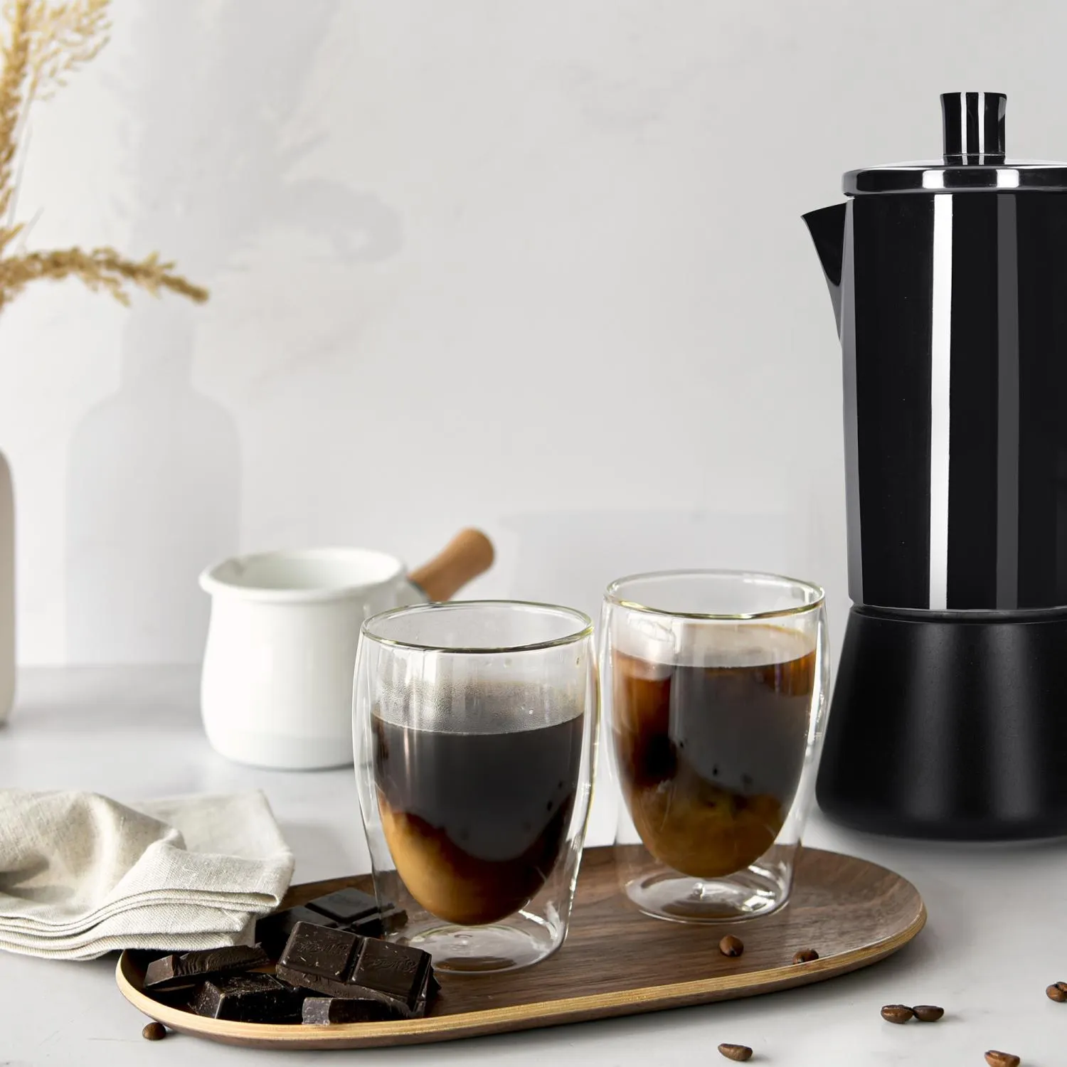 kawa, kieliszki do kawy, czarna kawa, moka, ekspres do kawy