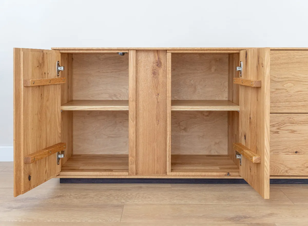 Komoda dębowa COLLODI szeroka 4-drzwiowa z oświetleniem 185 cm - dąb olejowany - ZICOL05