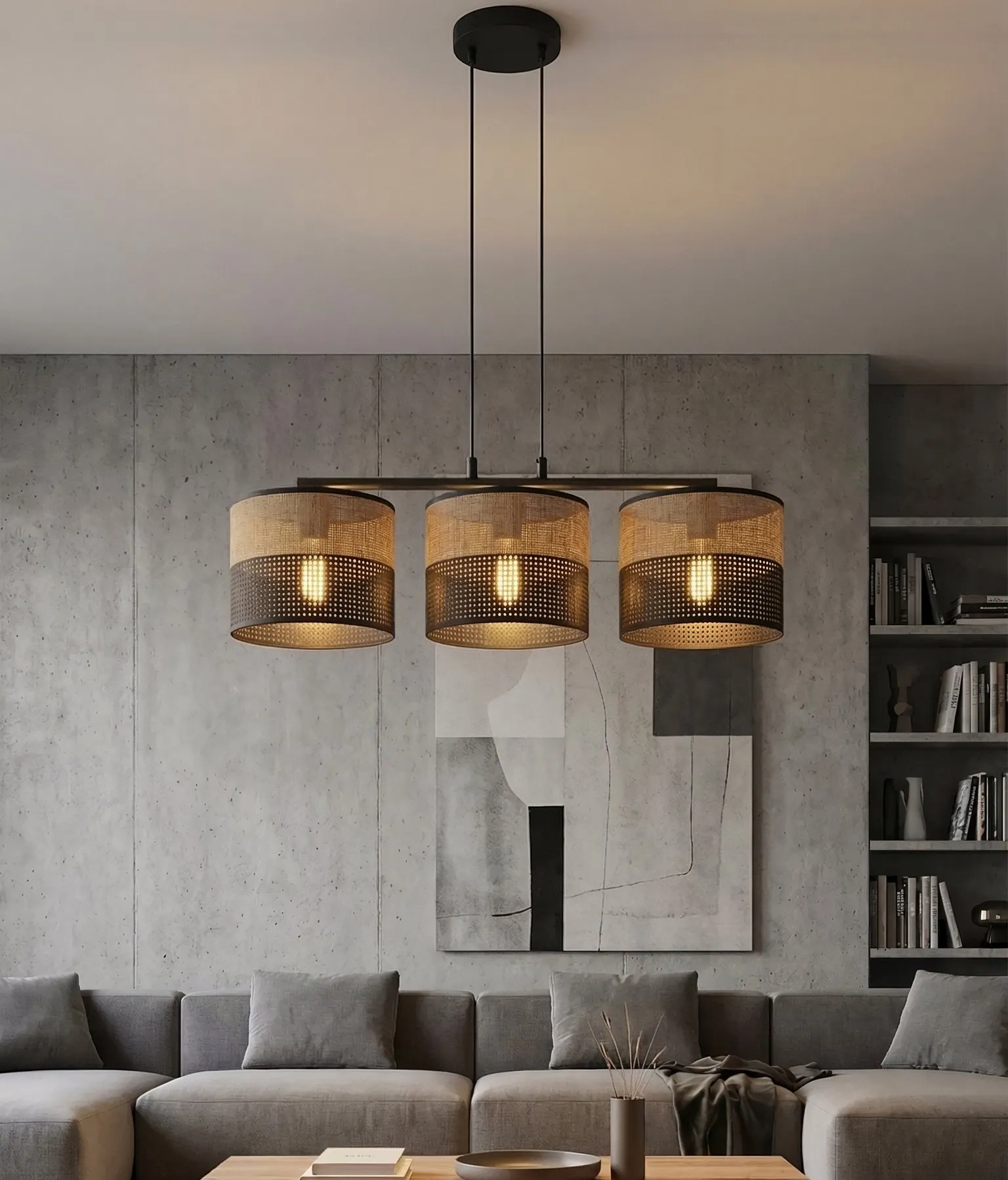 lampa wisząca, trzy klosze, metalowy uchwyt, salon, kinkiet wiszący