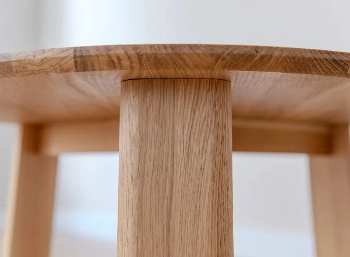 Stolik kawowy okrągły MONTI 71 cm dębowy - olejowany — zdjęcie 7