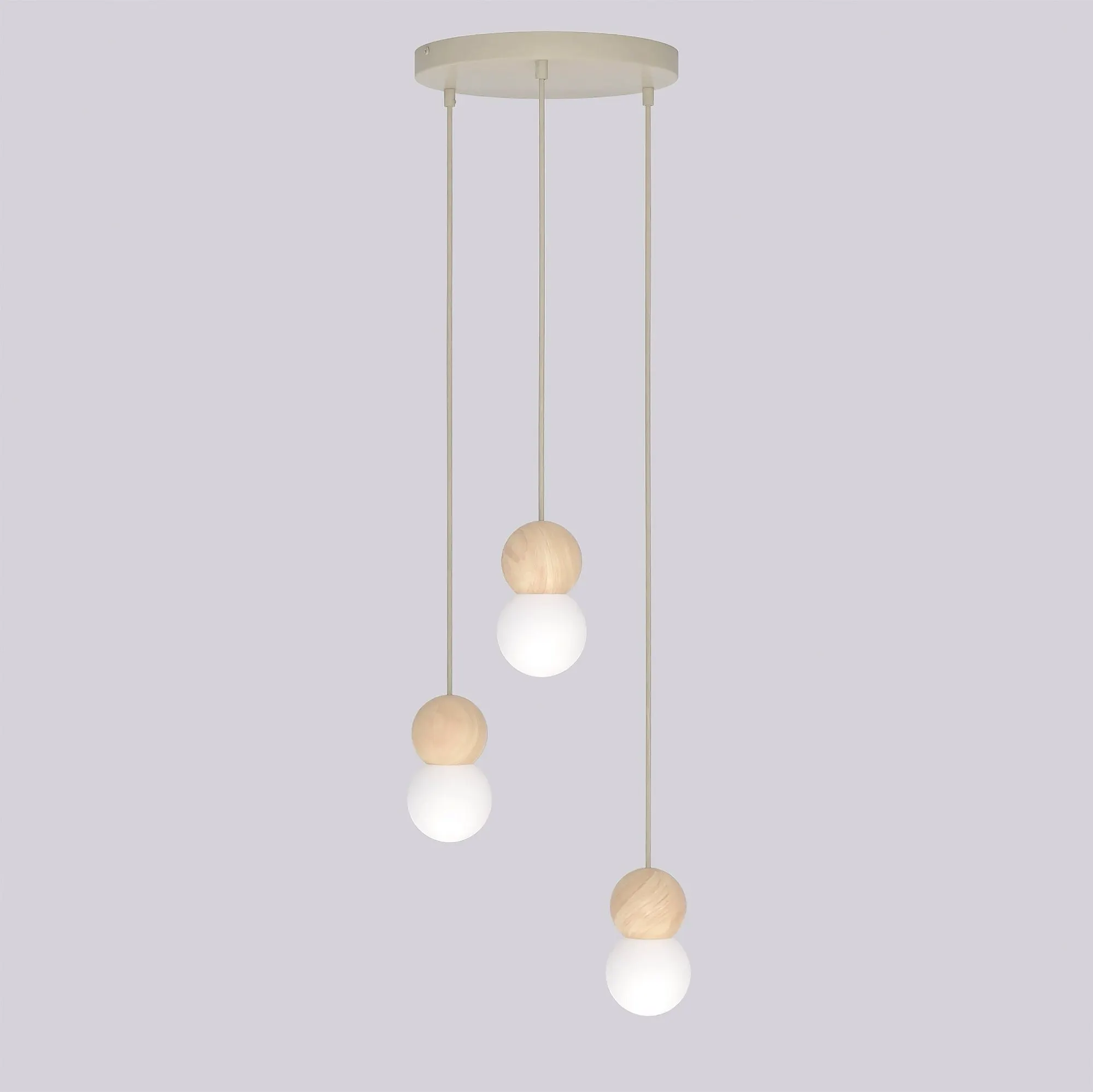 lampa wisząca, pendant light, kule dekoracyjne, drewniane kule, kolory naturalne