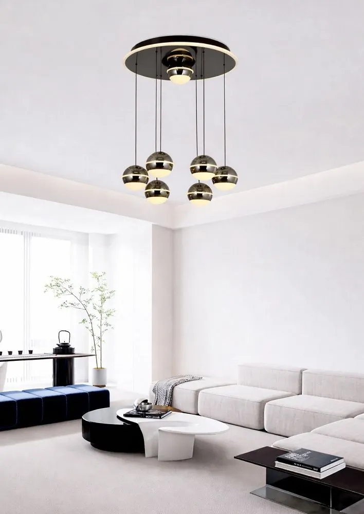 lampa wisząca, kule metaliczne, biało czarna aranżacja, salon nowoczesny, oświetlenie sufitowe