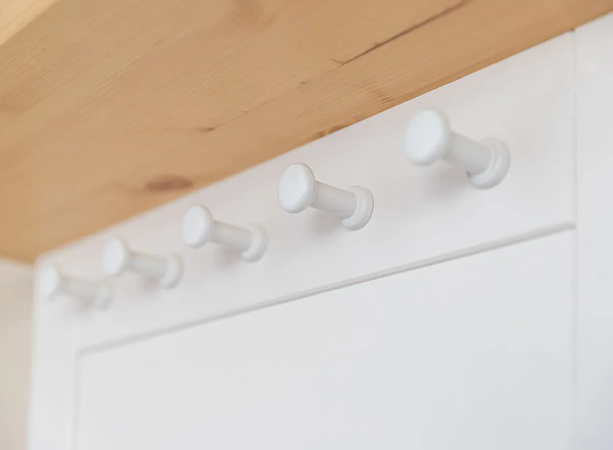 Panel z wieszakiem MARONE ELITE - biały, złocisty - PLMEL28