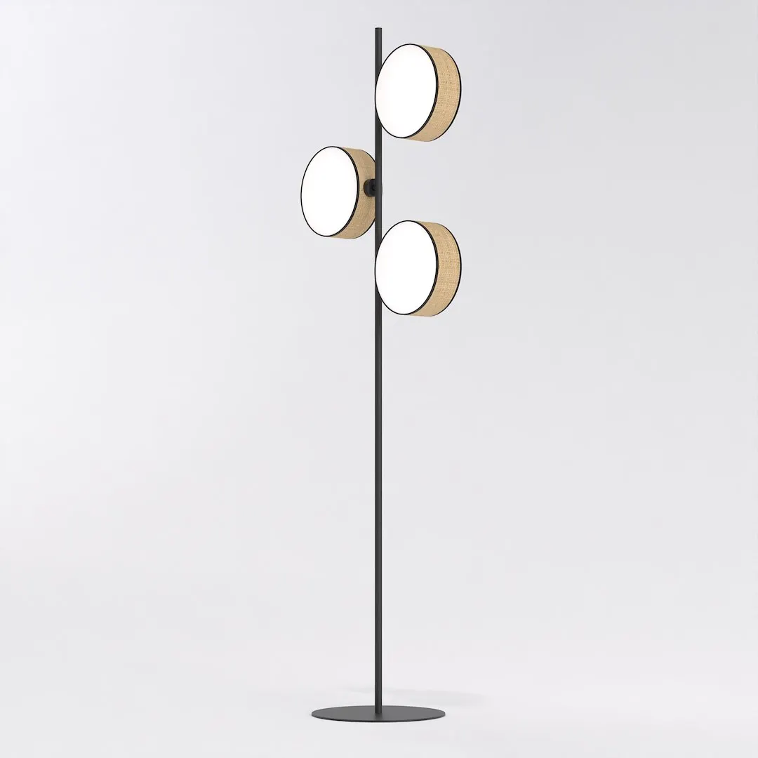 image lampa stojąca, trzy klosze, metalowy stelaż, drewniane osłony, nowoczesny design