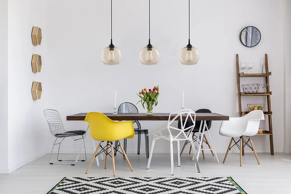 Lampa wisząca CUBUS czarna z bursztynowym okrągłym szklanym kloszem 105x18cm - TK_6082