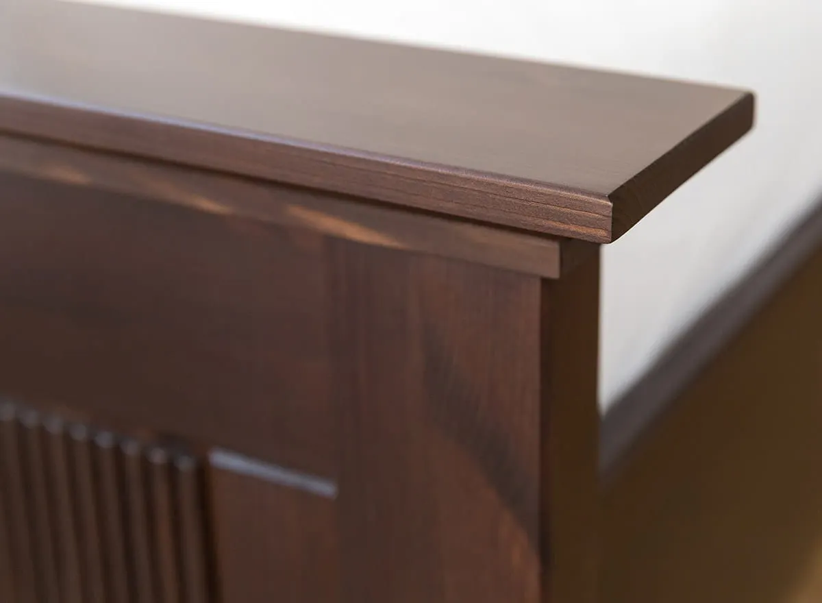 Łóżko z zagłówkiem drewniane ROSELLA 200x200 sosna ciemny brąz - SKROS200X200