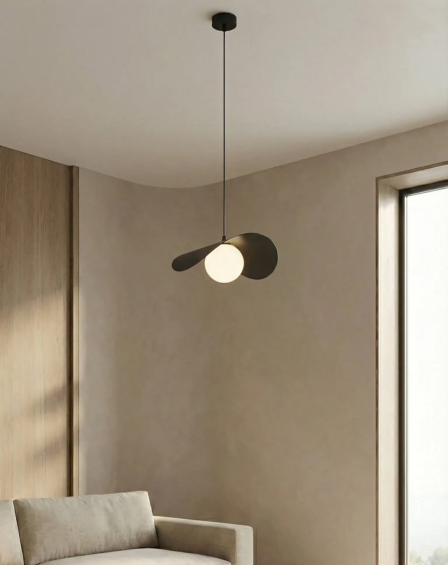 image lampa wisząca, kinkiet sufitowy, projekt modernistyczny, klosz okrągły, kolor neutralny