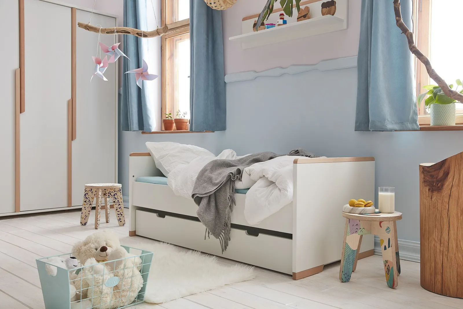 Szafa 3-drzwiowa SNAP 146x195 biała - PIN_023-043-210