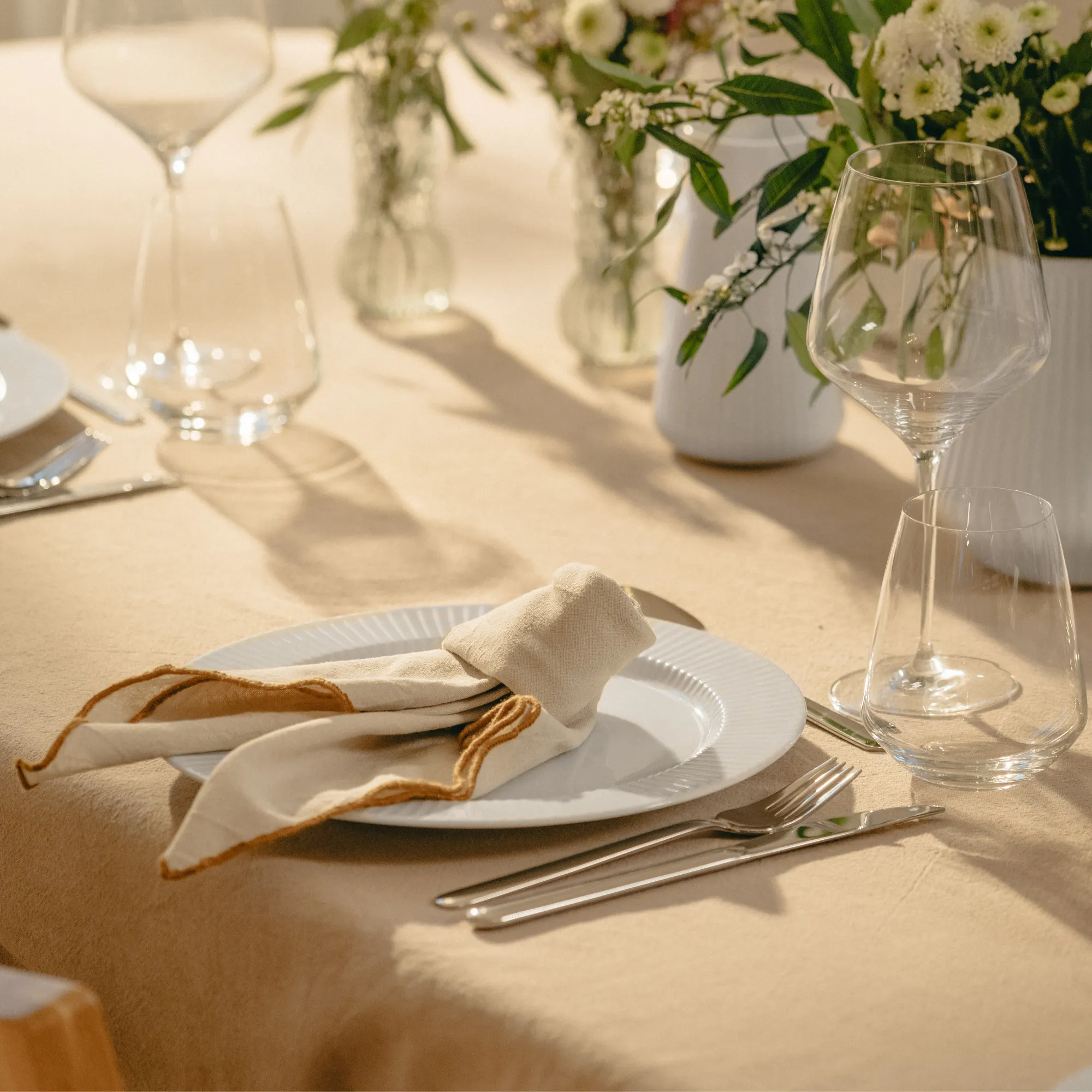 stół, nakrycie, dekoracja, szklanki, nawyk obejścia