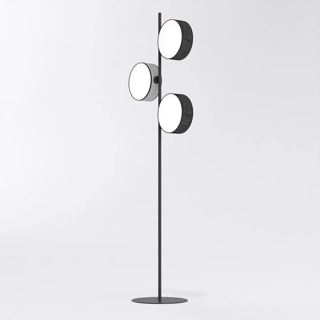 image lampa stojąca, czarne elementy, trzy klosze, metalowa podstawa, moderna lampa