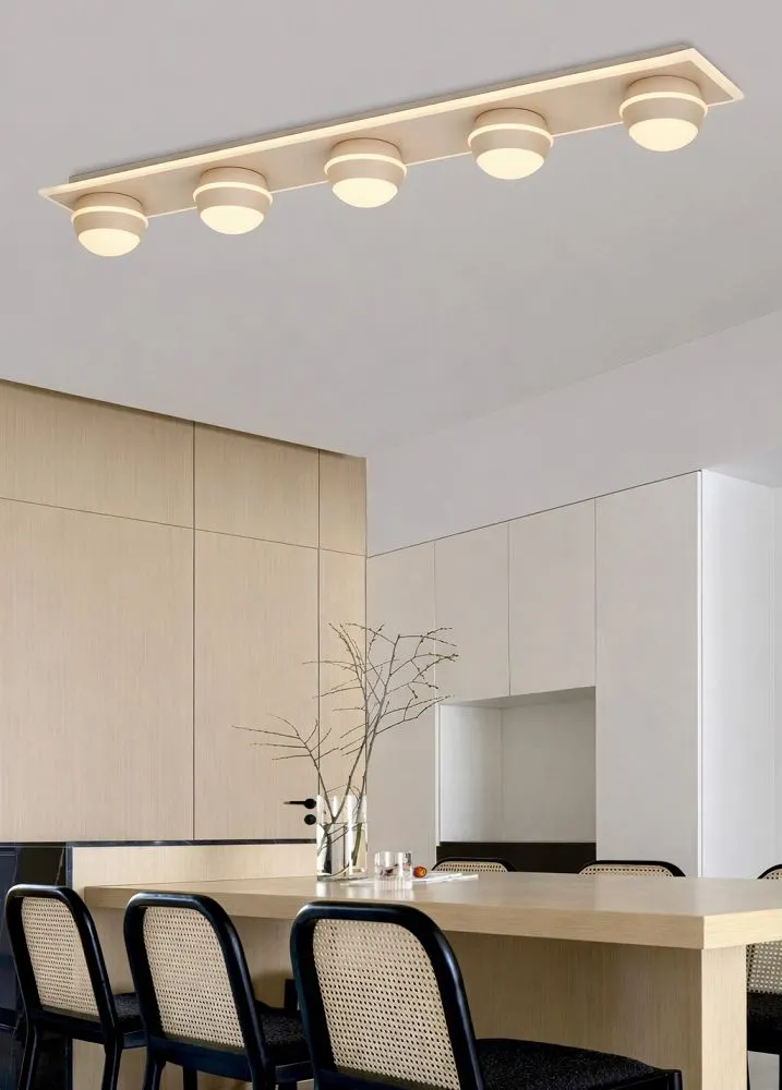 oświetlenie sufitowe, kinkiet/linia lamp, lampa nad stół, minimalistyczny design, kuchnia LED