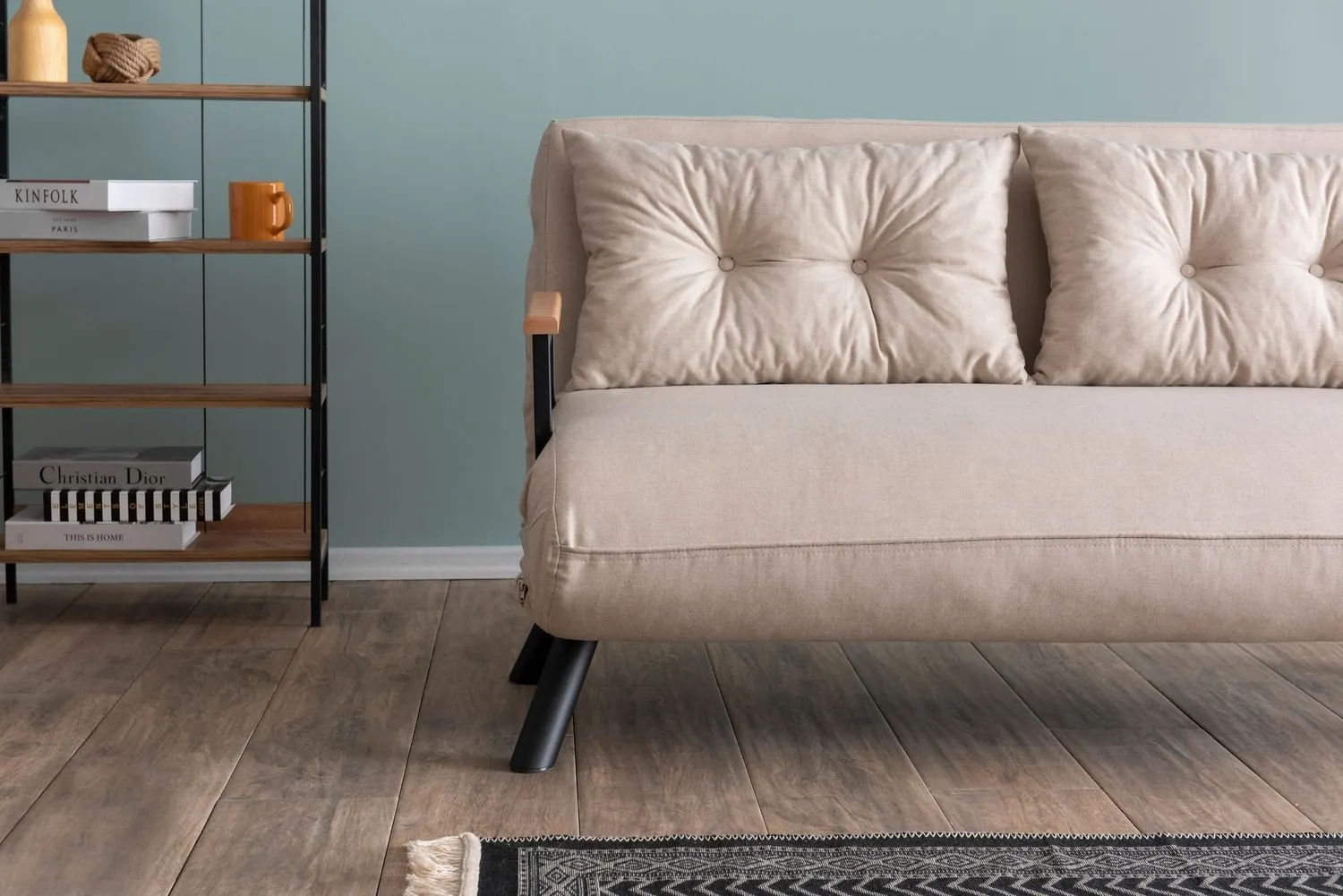 Sofa rozkładana 2-osobowa z lnianą tapicerką SANDO kremowa — zdjęcie 13