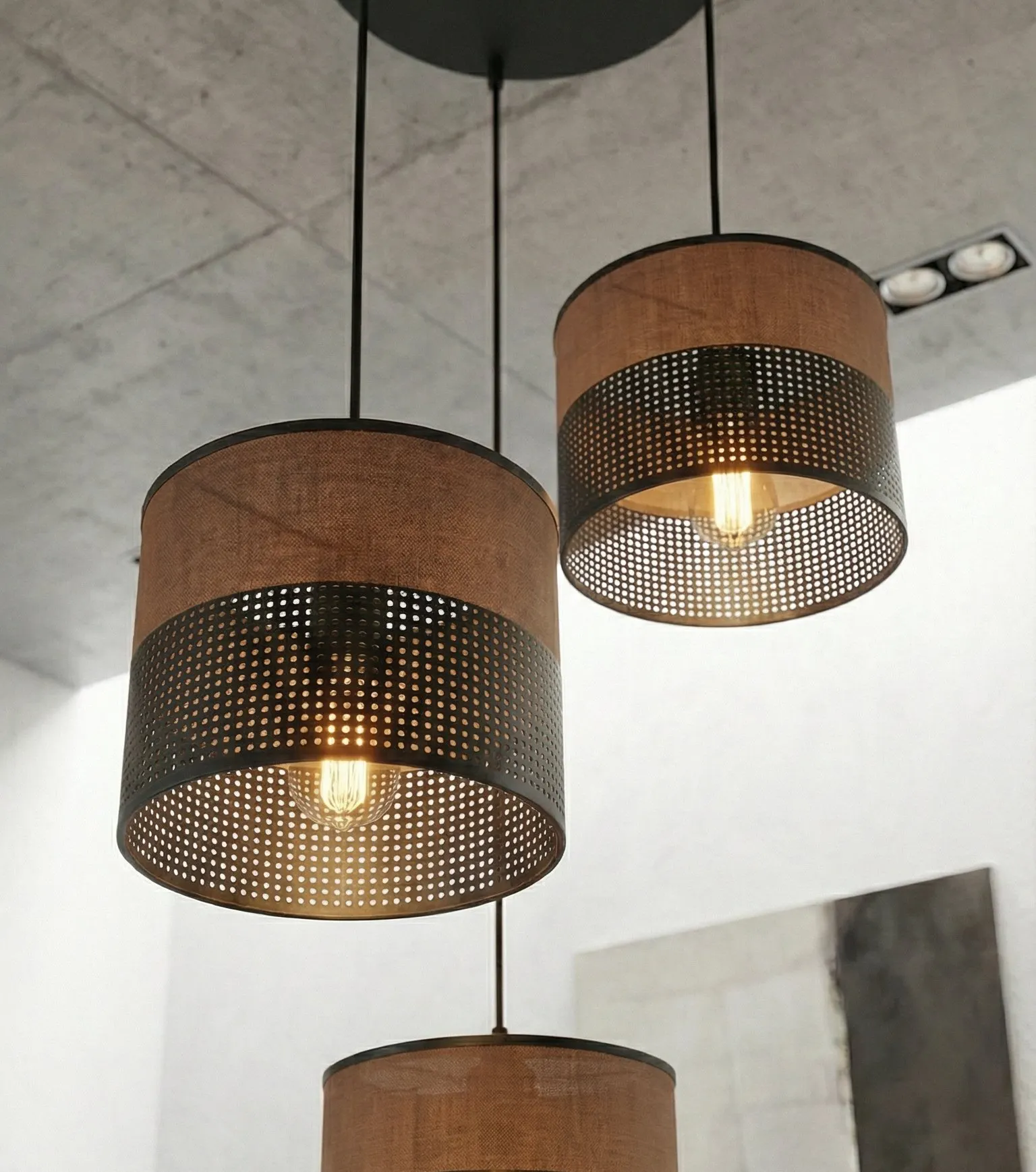 Lampa wisząca KARBON 3 BL BROWN PREMIUM z abażurami czarna brązowa - 1653/3PREM
