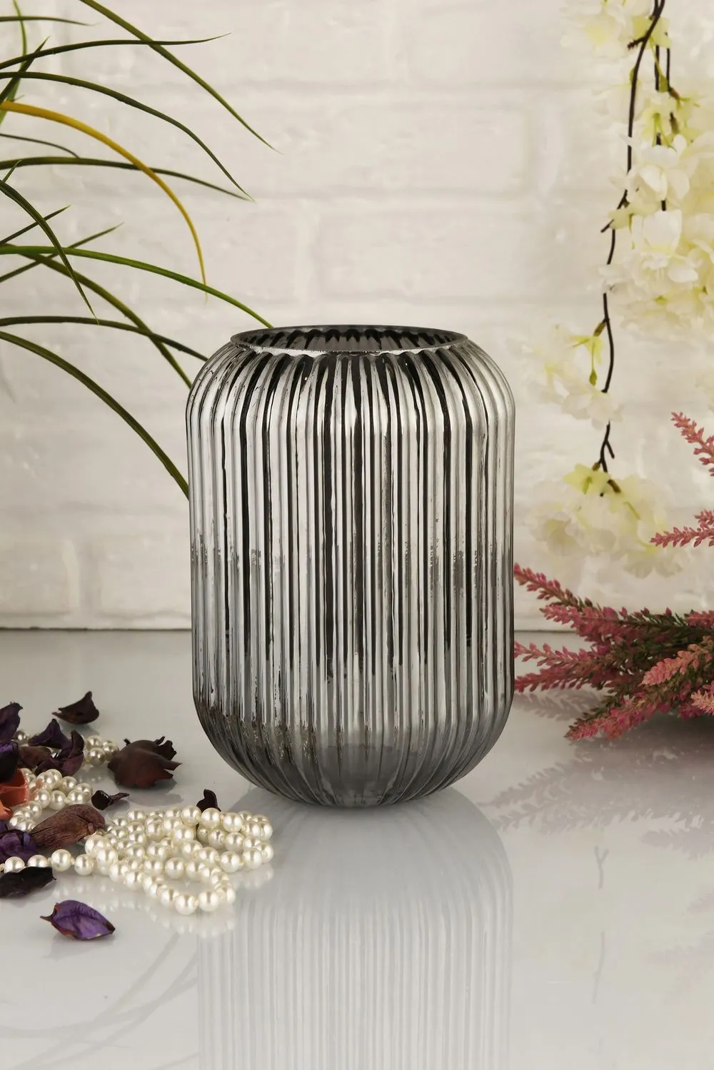 Wazon szklany LINE D20F 10x10x20 cm przydymiony - ASI_329SBL1102