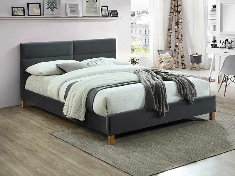 Łóżko z zagłówkiem SIERRA VELVET 160x200 TAP.150 szary nóżki drewniane Signal