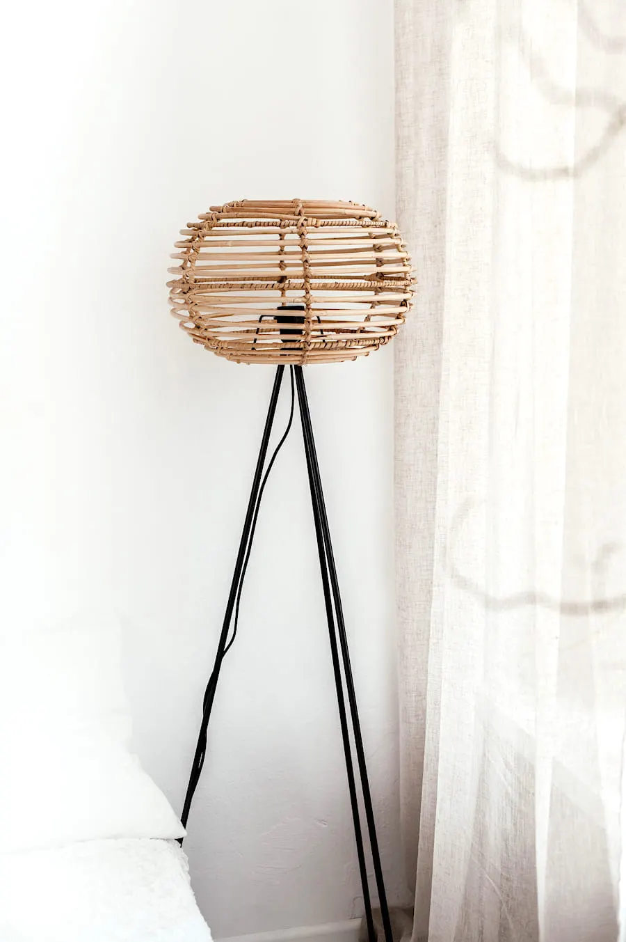 LAMPA PODŁOGOWA MOON LAMPA PODŁOGOWA MOON