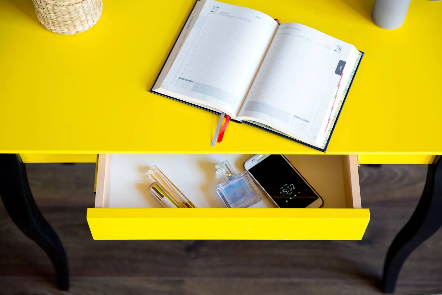 Biurko z szufladą LILLO 105x40 zielony blat/czarne drewniane nogi - NRAGABAWDLIL310B