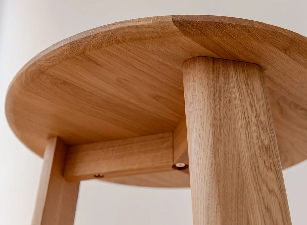 Stolik kawowy okrągły MONTI 51 cm dębowy olejowany - PRHMON51D