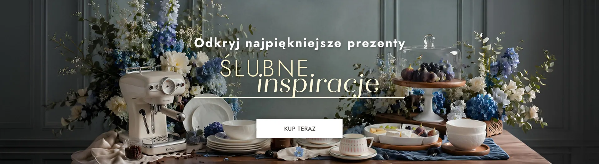 kuchenka, kawiarka, produkty spożywcze, dekoracje, kwiaty