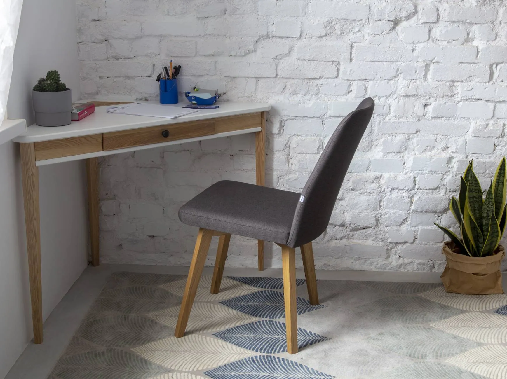 Biurko narożne z szufladą ASHME 114x85 brązowy blat/jesionowe nogi - NRAGABAACD7