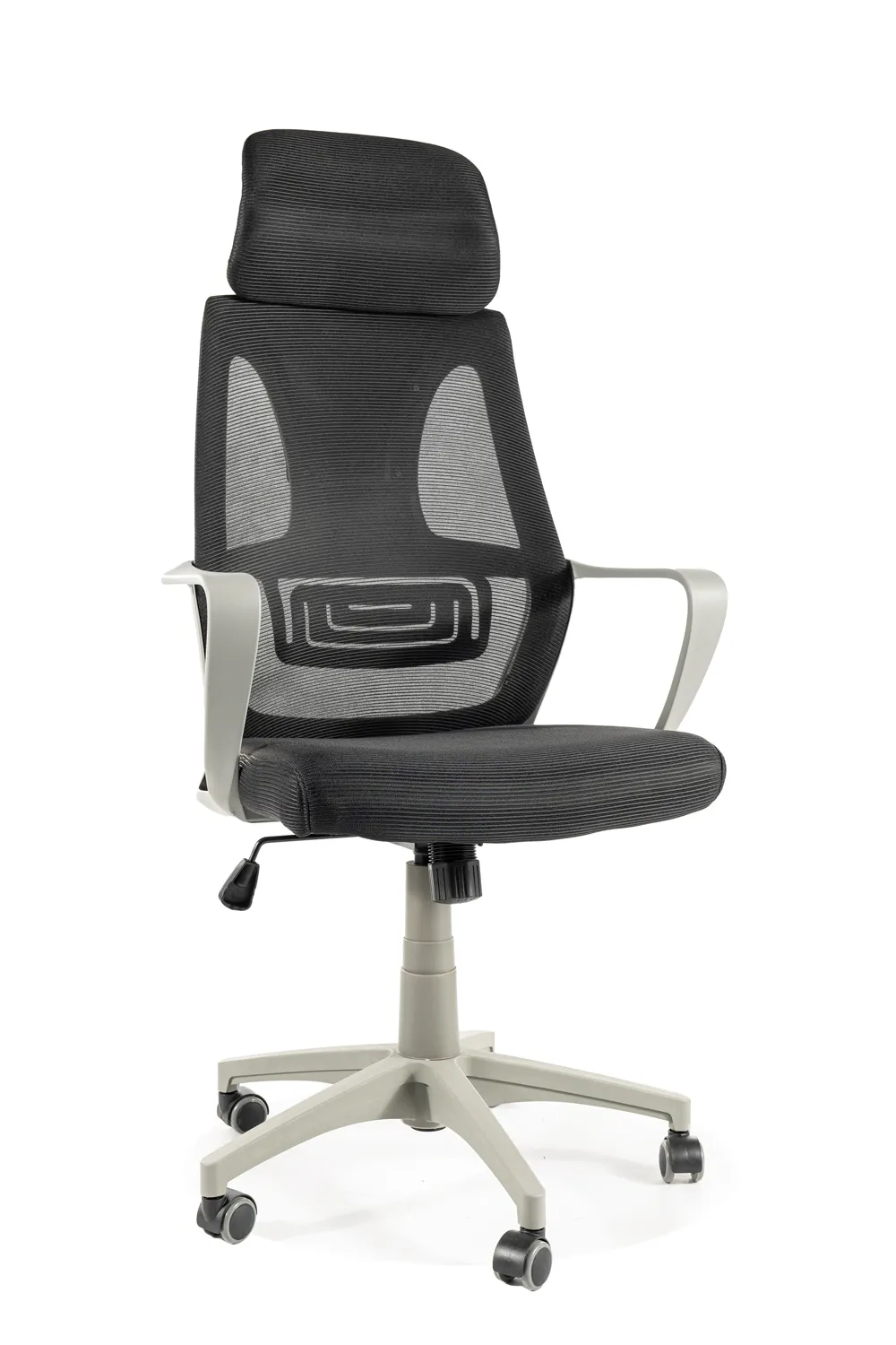 FOTEL OBROTOWY Q-095 CZARNY