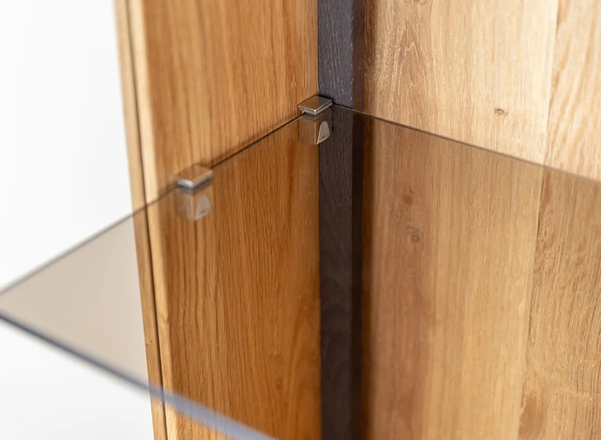 Witryna dębowa COLLODI oświetleniem - dąb olejowany - ZICOL02