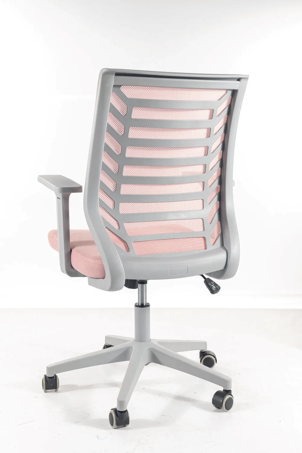 FOTEL OBROTOWY Q-320 RÓŻOWY SIGNAL - OBRQ320R