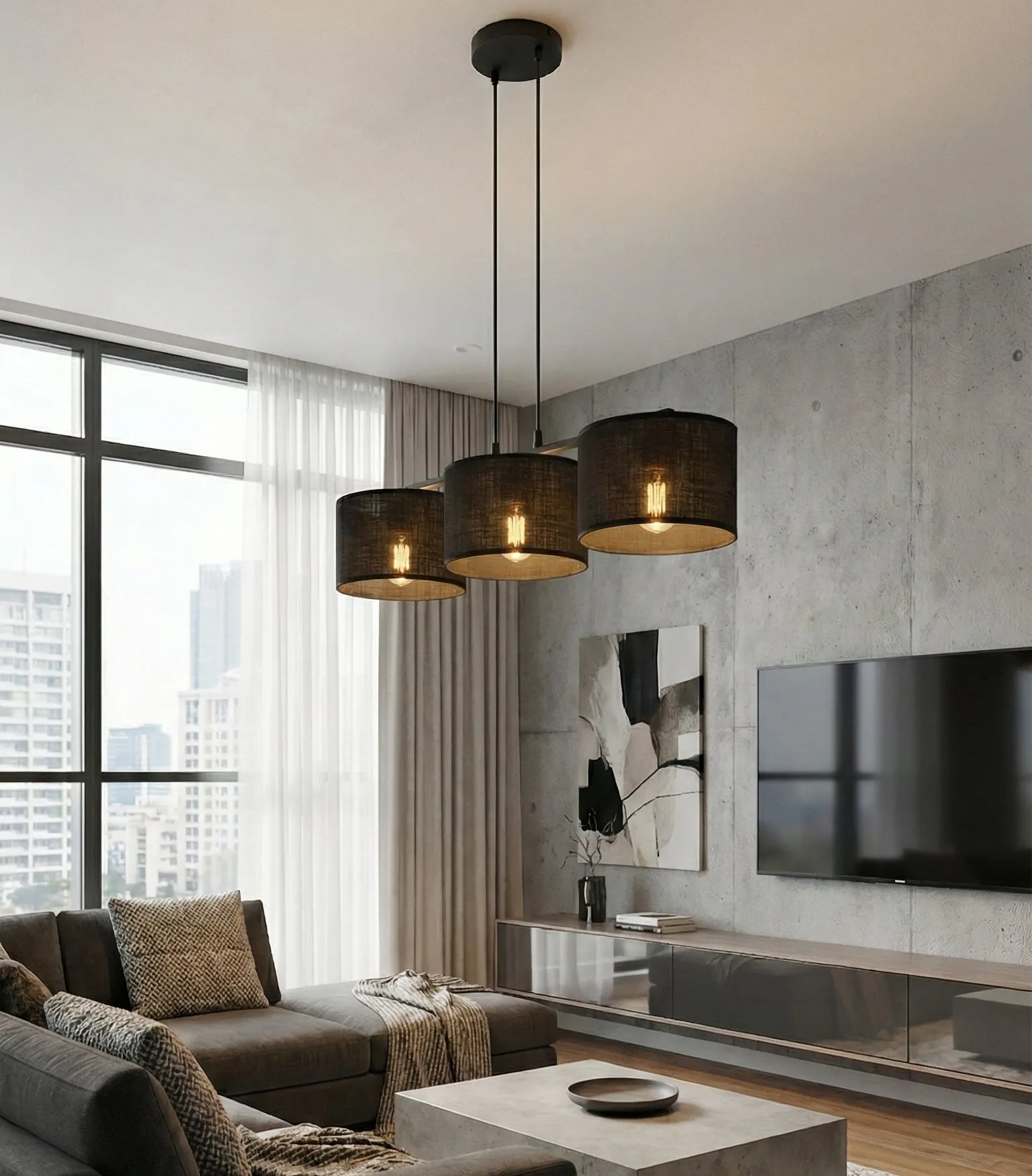 lampa wisząca, trzy żyrandole, czarna tkanina, salon nowoczesny, metalowy stelaż
