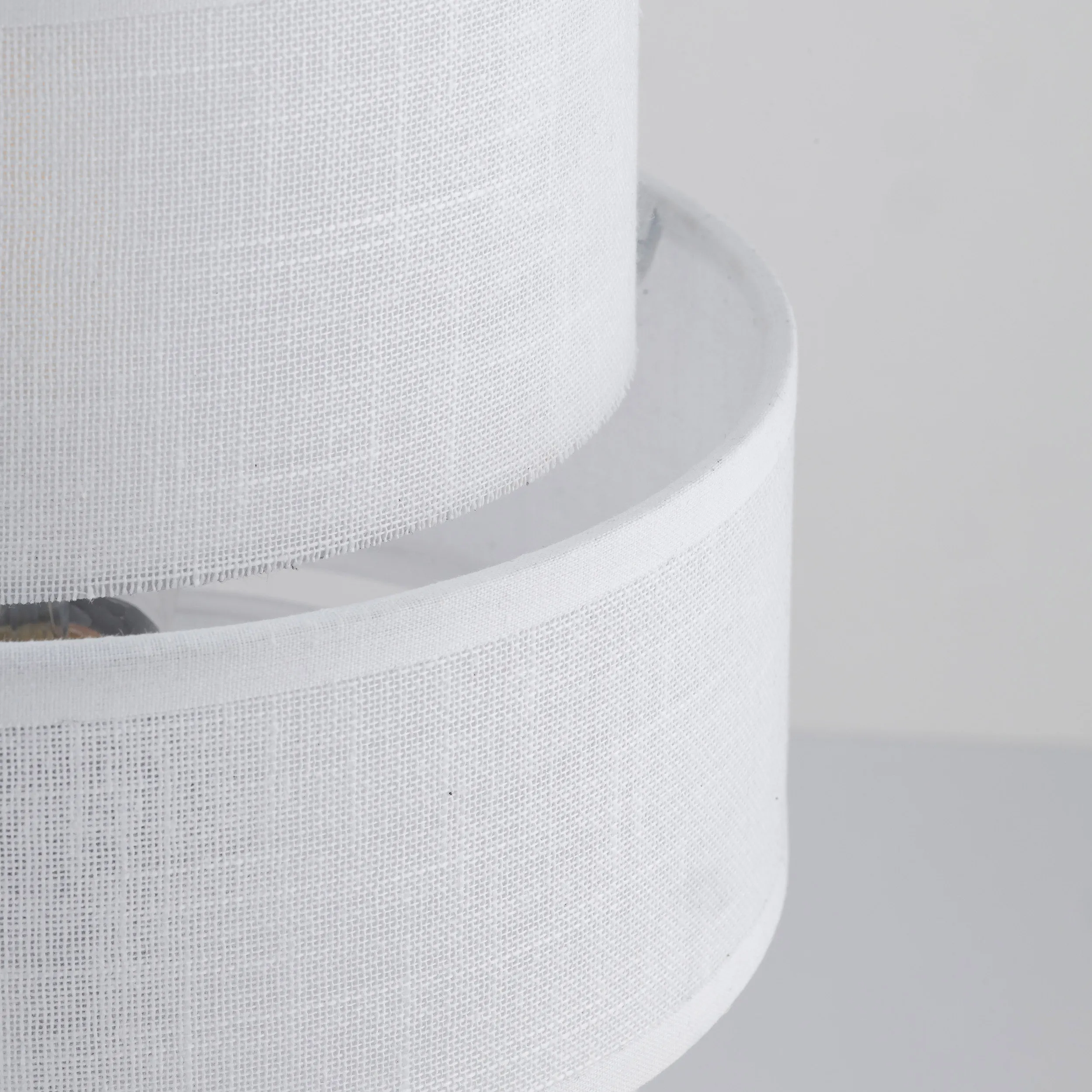 Lampka nocna CALISTO biała z tkaniny na czarnej podstawie 38x20cm - TK_5893