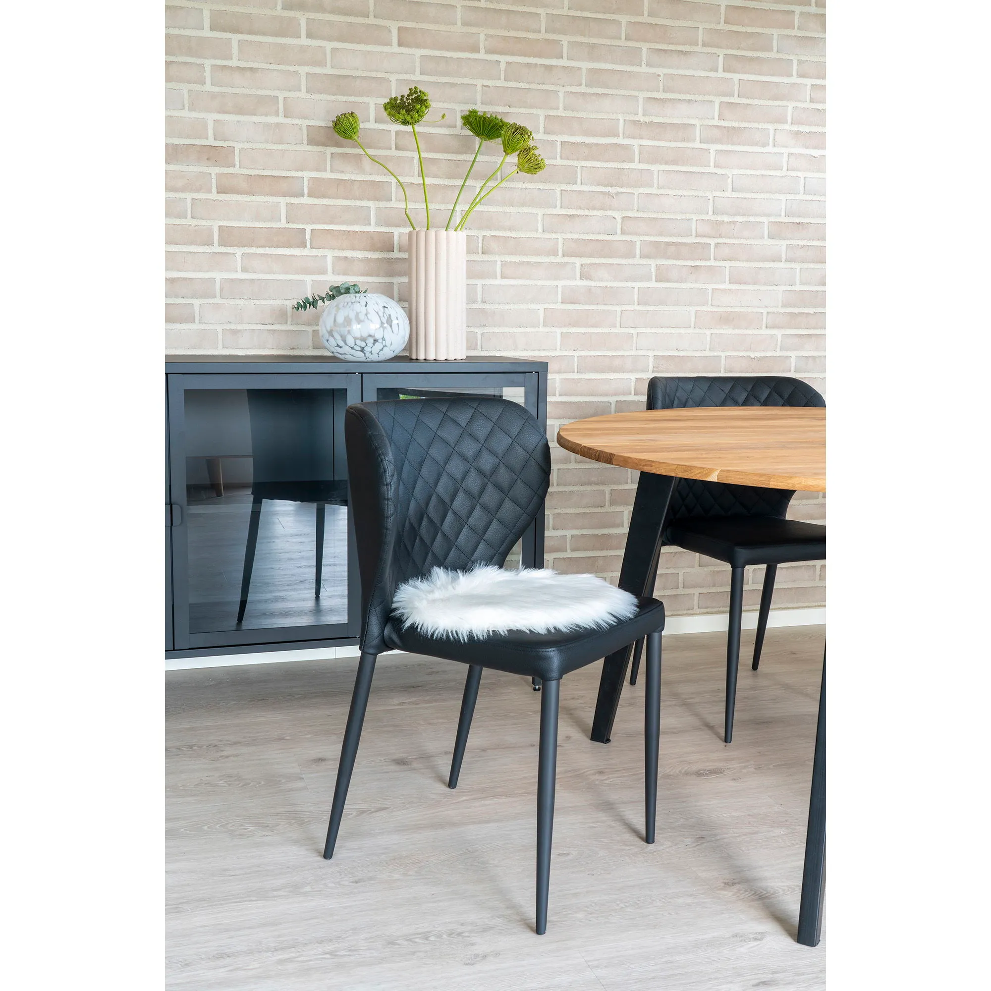 Siedzisko ze skóry jagnięcej sztuczne LAMBSKIN okrągłe fi35 cm biały - 3981140