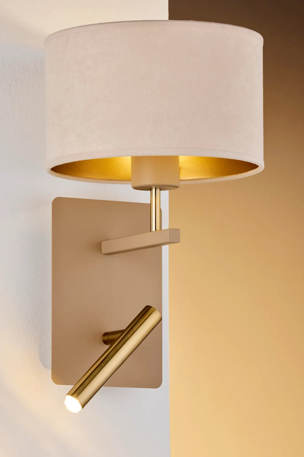 lampa ścienna, kinkiet, oswietlenie, metal blask, biel