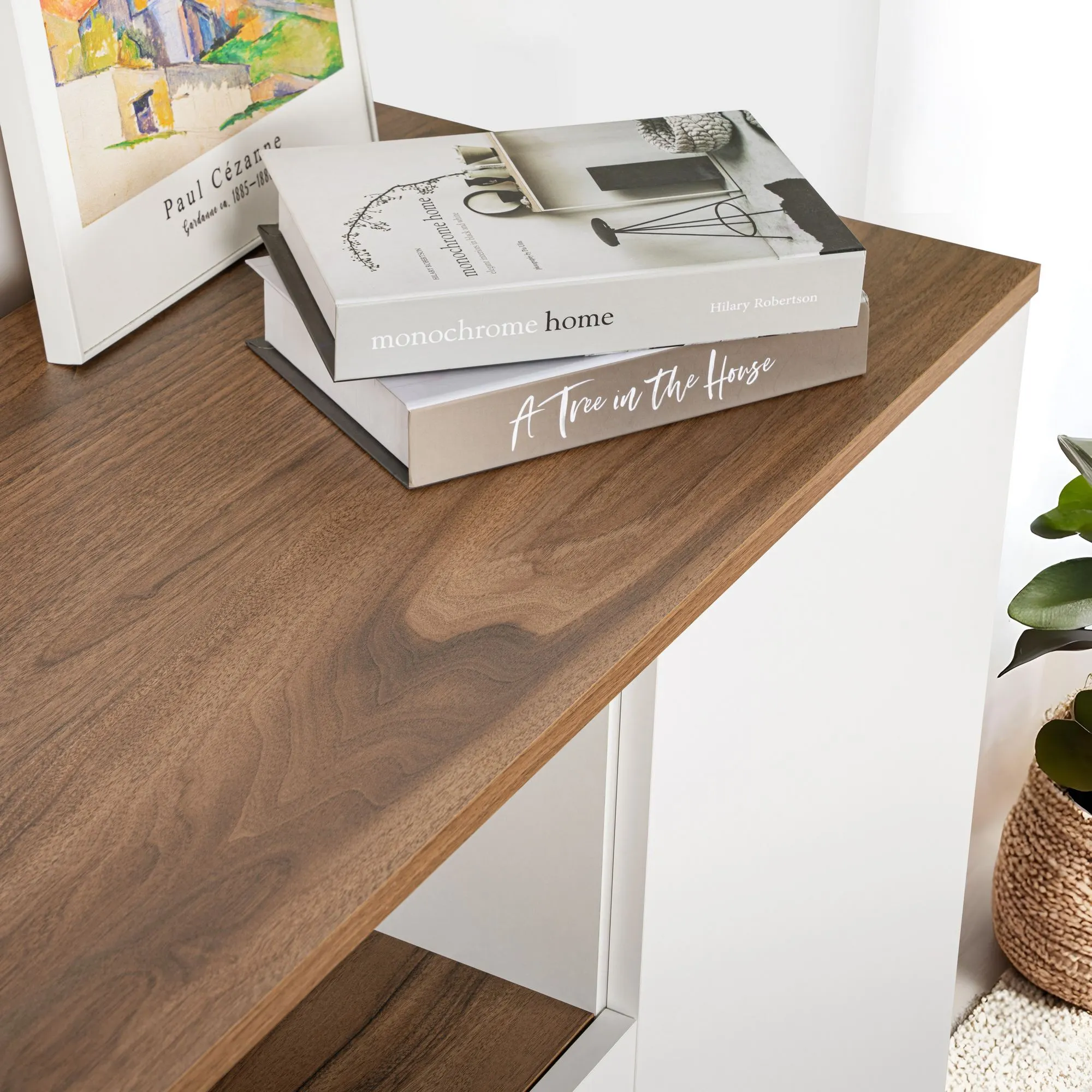 Komoda 4-drzwiowa z wnęką ARISTA 180 cm biały orzech - ASI_353NRD1205