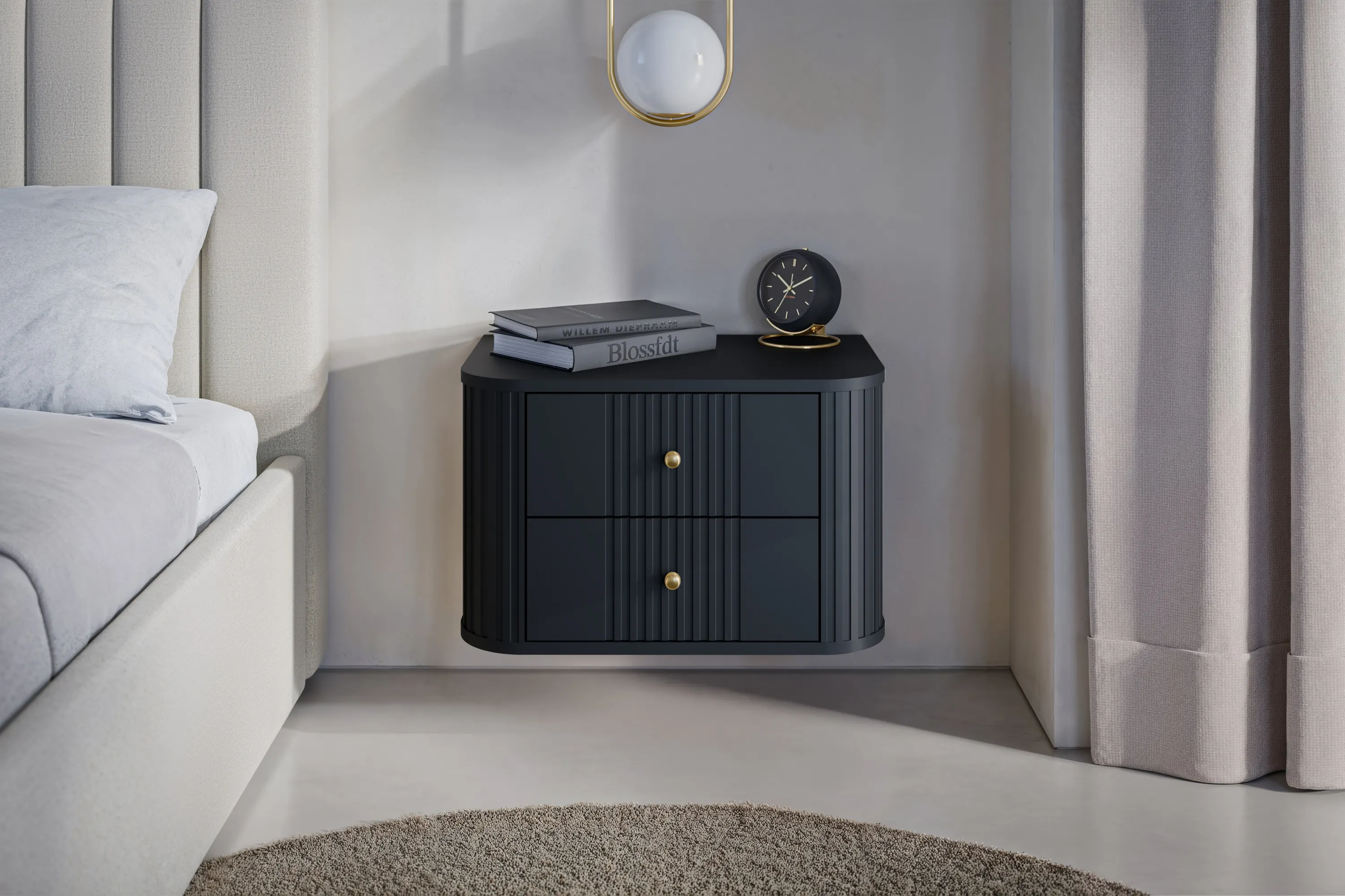 Szafka nocna wisząca z 2 szufladami VESPER 56 zestaw 2 sztuk ryflowany front czarny złote uchwyty - B_163853