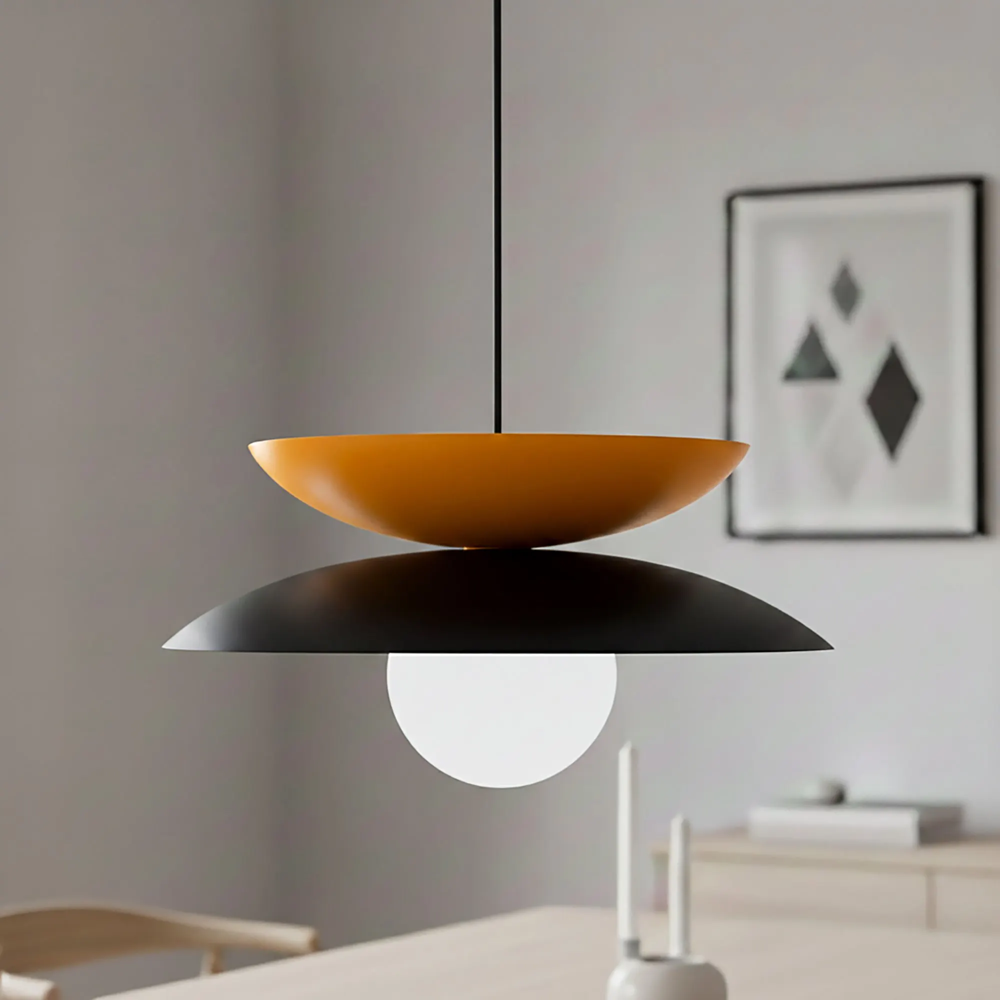 lampa wisząca, stal/materiał metal, okrągła żarówka, kolor pomarańczowy, minimalistyczny design
