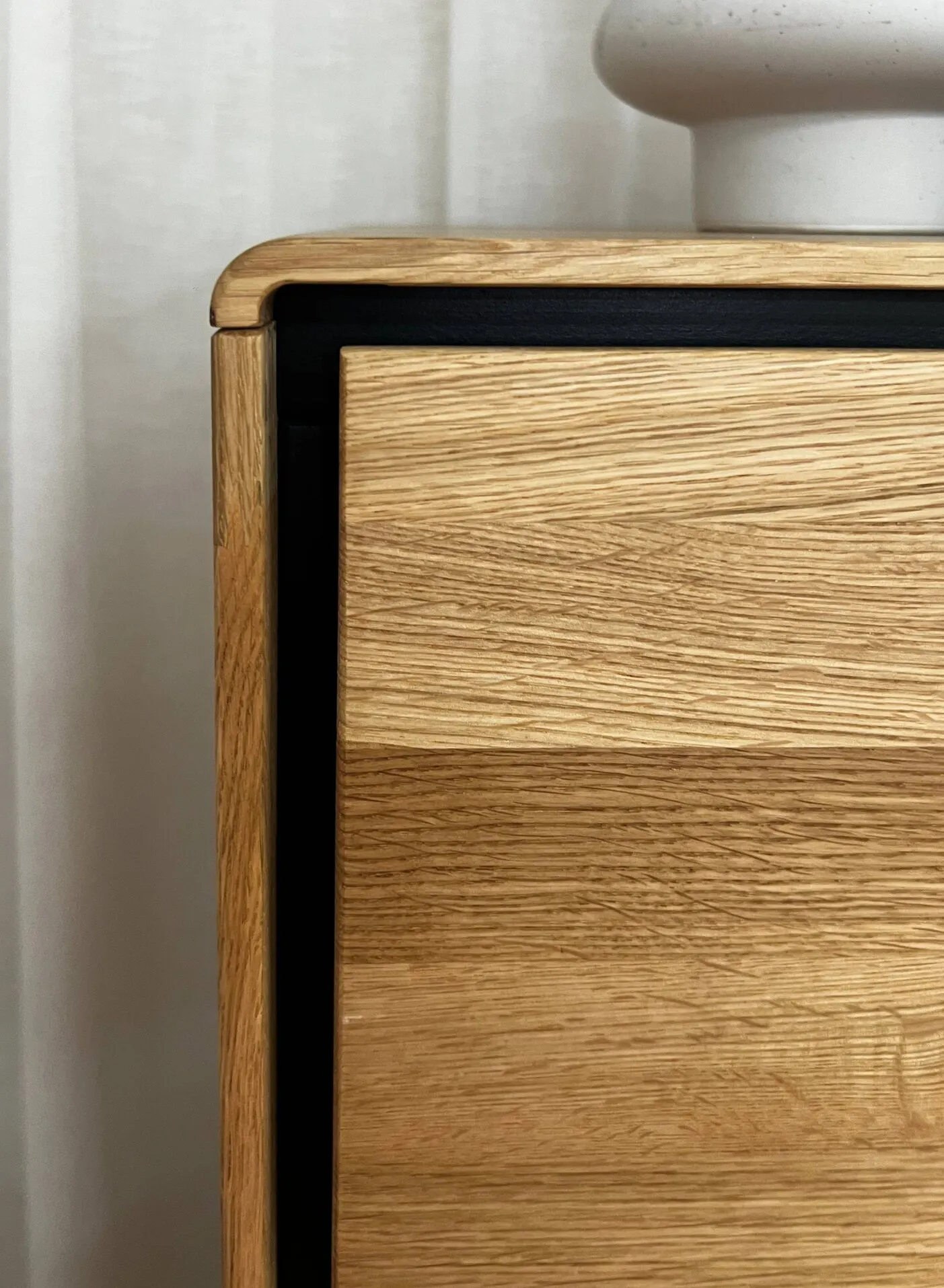 Komoda wysoka dębowa MELLOW 129x125 z szafkami - GK_103625203