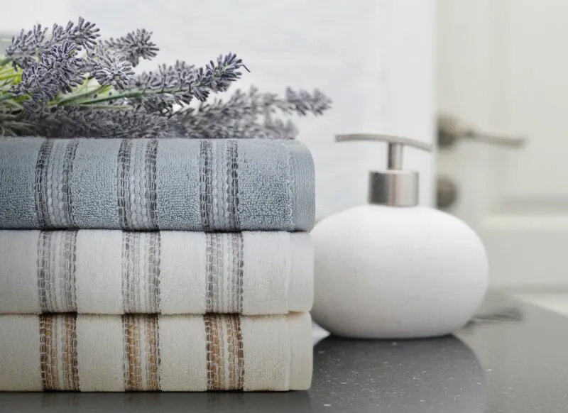 RĘCZNIK SELENA (01) 70 X 140 CM BIAŁY - EU_389800